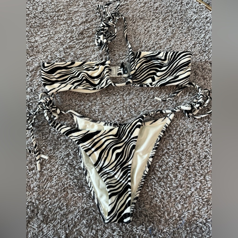 Triangl bikini